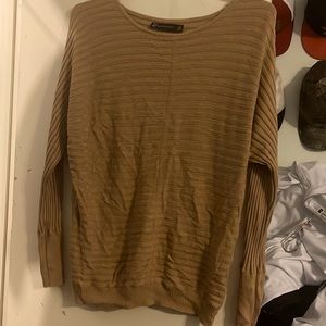 Long sleeve New York and company tan sweater